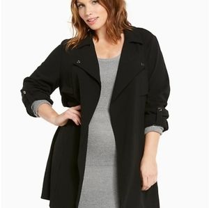 Torrid size 4 crepe trench coat